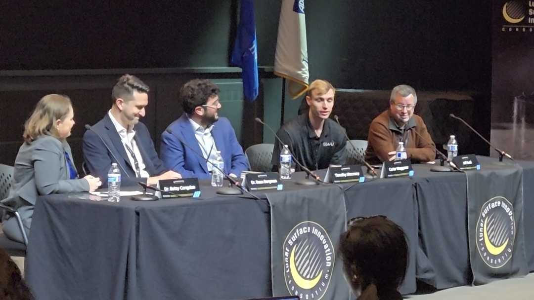 Carter Waggoner on the AeroFly panel at the 2025 LSIC Spring Meeting